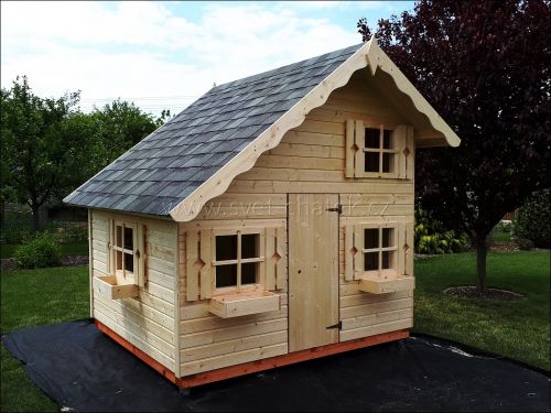 Dětský dřevěný domek 