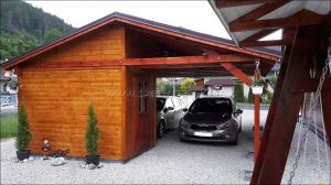 Dřevěné garážové stání se zadní přístavbou