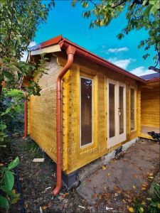 Srubová chata Carmen s terasou, síla stěny 40mm. Dřevěná chata, srubová chata, dřevostavba Výrobce 3