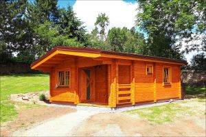 Víkendová srubová chata DENY ,síla stěny 50 mm, dřevěná chata, rekreační chata , zahradní chata. Výrobce 3
